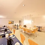 Garner East By Ihg מלון 4*
