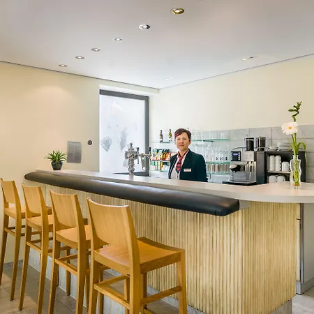 Hotel Garner East By Ihg 4*