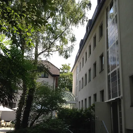 Hotel Garner East By Ihg