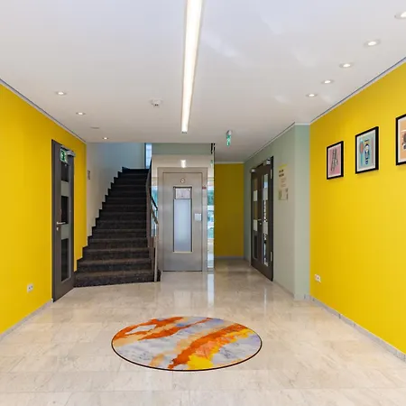 Hotel Garner East By Ihg Cologne