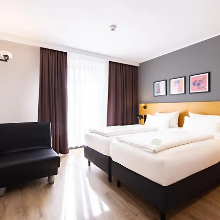 Garner East By Ihg 4*