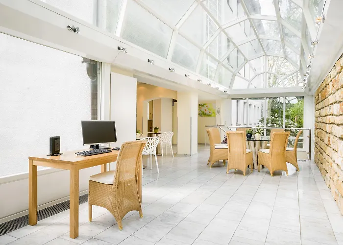 Garner East By Ihg 4* Colonia