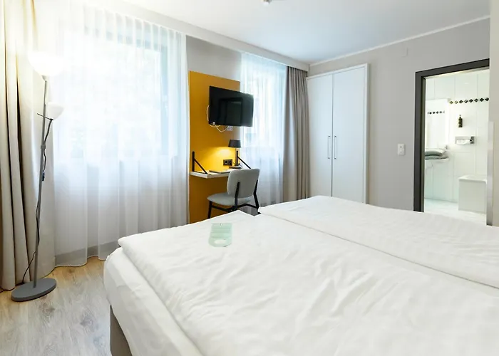 Hotel Garner East By Ihg