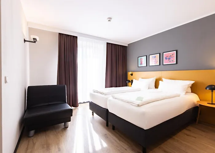 Garner East By Ihg 4*