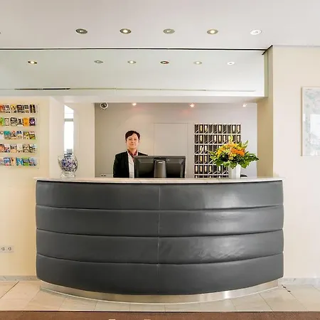 Garner Hotel Cologne East Отель 4*