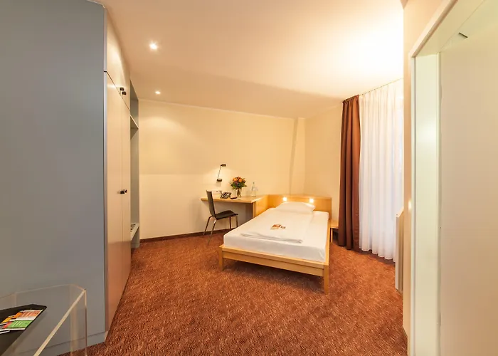 Garner East By Ihg Szálloda Köln