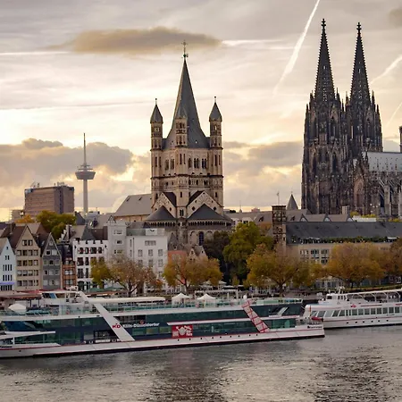 Garner East By Ihg קלן