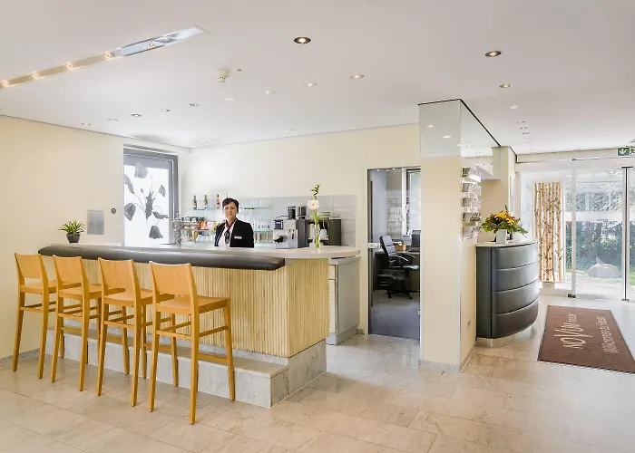 Garner East By Ihg מלון 4*