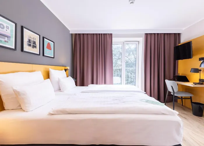 Hotel Garner East By Ihg